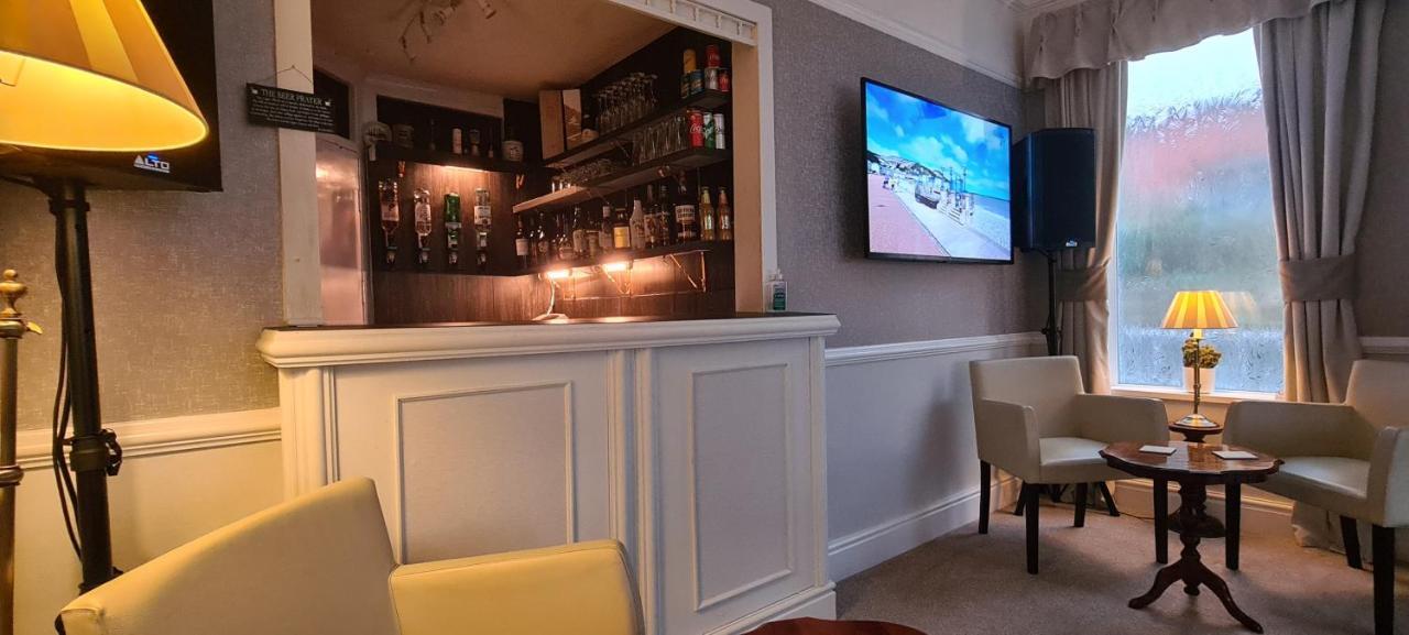 Sunnycroft Private Hotel Llandudno Dış mekan fotoğraf