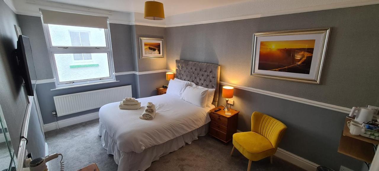 Sunnycroft Private Hotel Llandudno Dış mekan fotoğraf